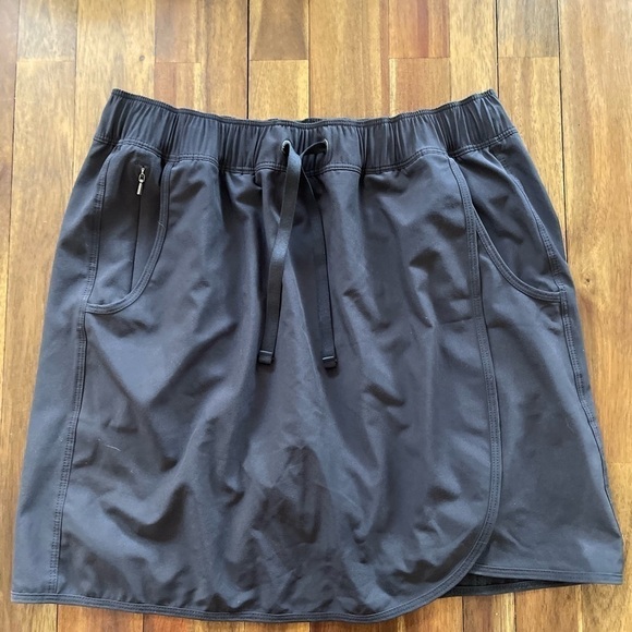 Patagonia fleetwith skort black - Picture 2 of 11